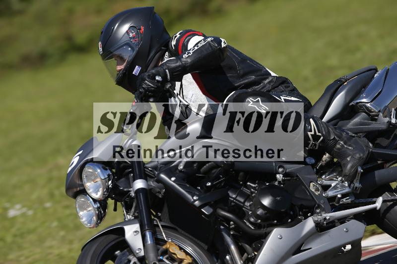 /Archiv-2024/29 12.06.2024 MOTO.CH Track Day ADR/Gruppe blau/65